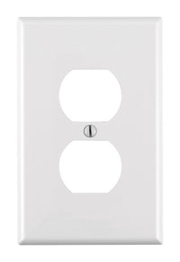 Leviton Midway White 1 gang Nylon Duplex Outlet Wall Plate 1 pk