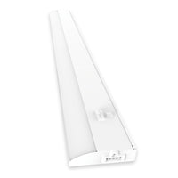 Good Earth Lighting Slim 30 in. L White Plug-In LED Undercabinet Light 1077 lm