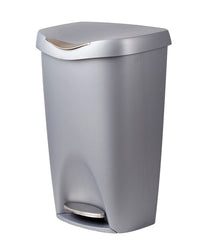 Umbra Brim 13 gal Gray Plastic Step On Wastebasket