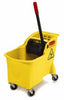 Rubbermaid Tandem 31 qt Wringer Bucket Yellow