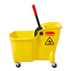 Rubbermaid Tandem 31 qt Wringer Bucket Yellow