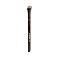 L.A. Colors Black Eye Shader Brush 1 pk