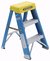 Werner 6002 2' Fiberglass Type I Step Stool