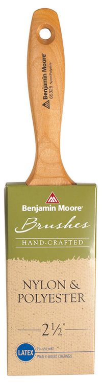 Benjamin Moore 2-1/2 in. Flat Paint Brush